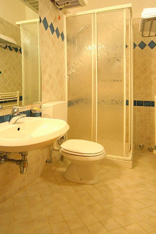 Francamaria Rooms 韦尔纳扎 客房 照片